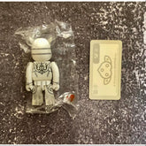 Bearbrick Series 20 SF MOMOTAROS IMAGIN 100%